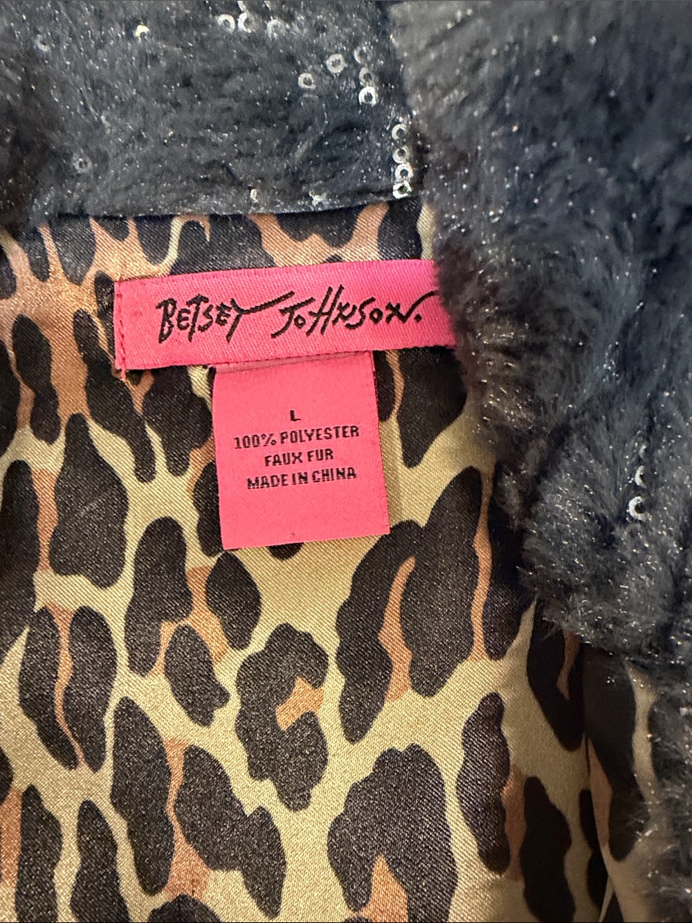 Betsey Johnson WL Black Faux Fur & Sequin Vest with Leopard Lining - Picture 2 of 11